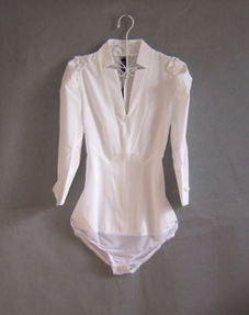 九魅职业装 专业形象，卓越品质，加盟共赢新篇章